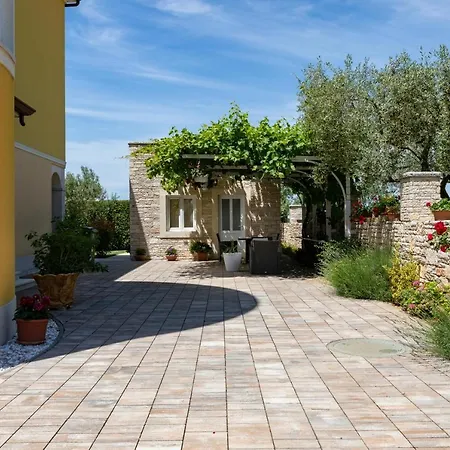 Bed and Breakfast Oasa 3 Rovinjsko Selo