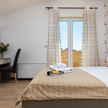 Bed and breakfast Oasa 2 4*