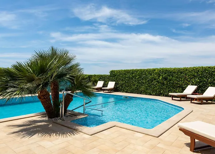 Oasa 2 רובינייסקו סלו