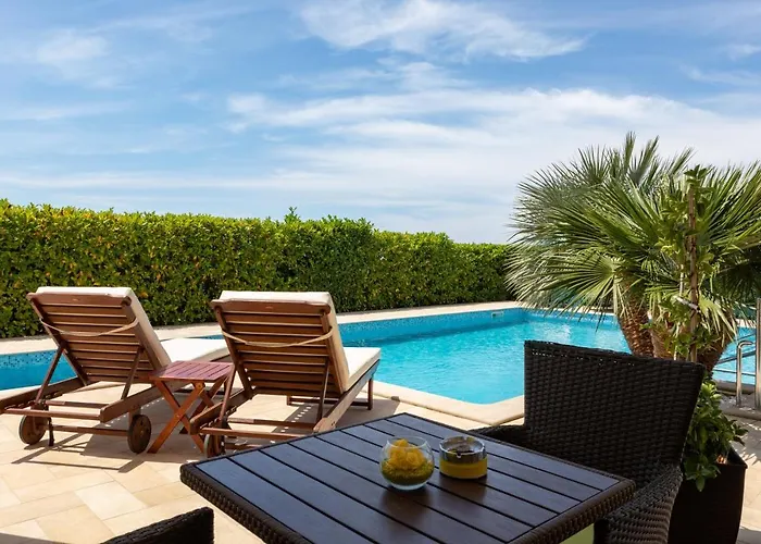 Oasa 2 רובינייסקו סלו