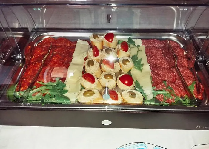 לינה וארוחת בוקר Oasa 2