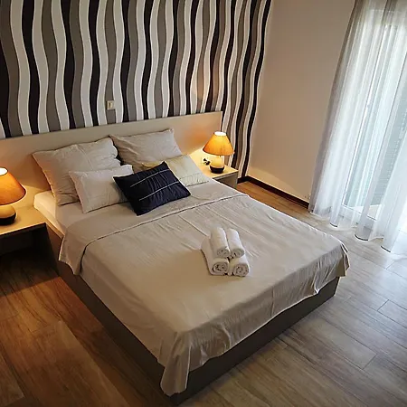 Oasa 3 4* 로비니스코 셀로